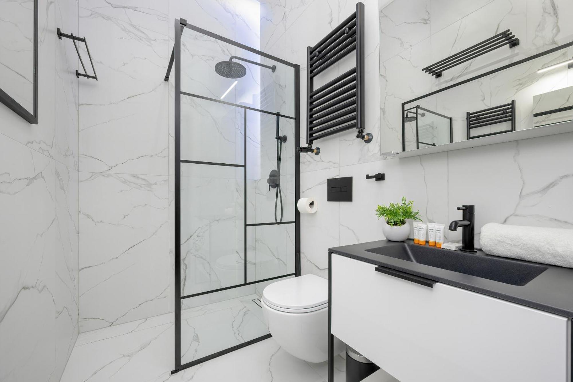 Exclusive Grey And Red Apartment In Warsaw Center By Noclegi Renters Экстерьер фото